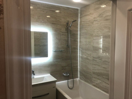 Продам трехкомнатную (3-комн.) квартиру, Боровское ш, 2Ак4, Москва г