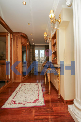 Продам многокомнатную квартиру, Ады Лебедевой ул, 66, Красноярск г