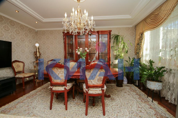 Продам многокомнатную квартиру, Ады Лебедевой ул, 66, Красноярск г