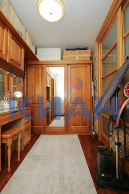 Продам многокомнатную квартиру, Ады Лебедевой ул, 66, Красноярск г