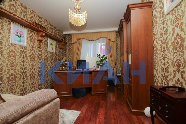 Продам многокомнатную квартиру, Ады Лебедевой ул, 66, Красноярск г