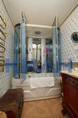 Продам многокомнатную квартиру, Ады Лебедевой ул, 66, Красноярск г