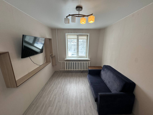 Продам двухкомнатную (2-комн.) квартиру, Комсомольский пр-кт, 85, Амурск г