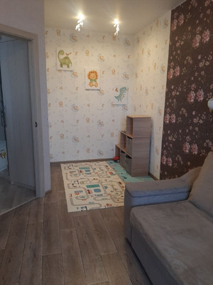 Продам однокомнатную (1-комн.) квартиру, Октябрьский пр-кт, 216, Сыктывкар г