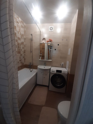 Продам однокомнатную (1-комн.) квартиру, Октябрьский пр-кт, 216, Сыктывкар г