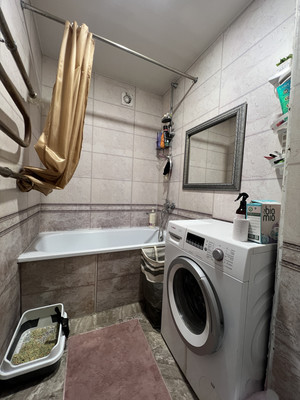 Продам двухкомнатную (2-комн.) квартиру, Кулиева пр-кт, 20, Нальчик г