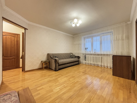 Продам двухкомнатную (2-комн.) квартиру, 2 Таманской Дивизии ул, 37, Нальчик г