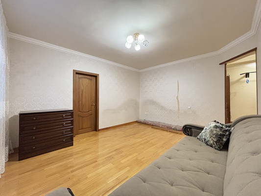 Продам двухкомнатную (2-комн.) квартиру, 2 Таманской Дивизии ул, 37, Нальчик г