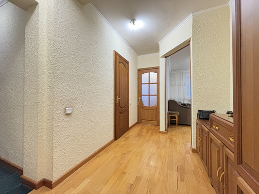 Продам двухкомнатную (2-комн.) квартиру, 2 Таманской Дивизии ул, 37, Нальчик г