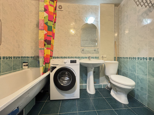 Продам двухкомнатную (2-комн.) квартиру, 2 Таманской Дивизии ул, 37, Нальчик г