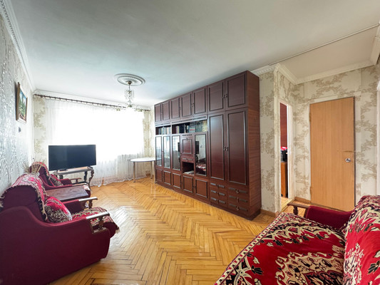 Продам трехкомнатную (3-комн.) квартиру, Фучика ул, 3, Нальчик г