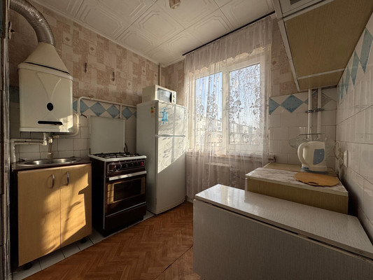 Продам трехкомнатную (3-комн.) квартиру, Фучика ул, 3, Нальчик г