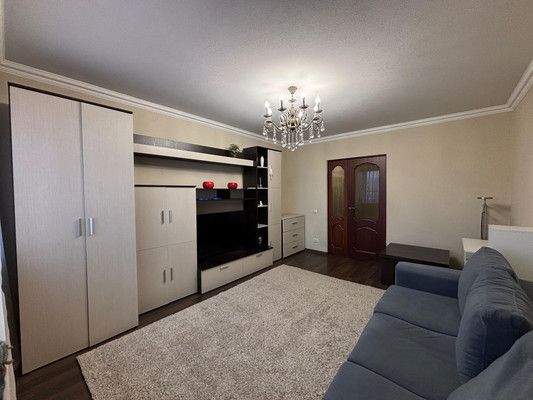 Продам двухкомнатную (2-комн.) квартиру, 2-й Таманской Дивизии ул, 37, Вольный Аул кп