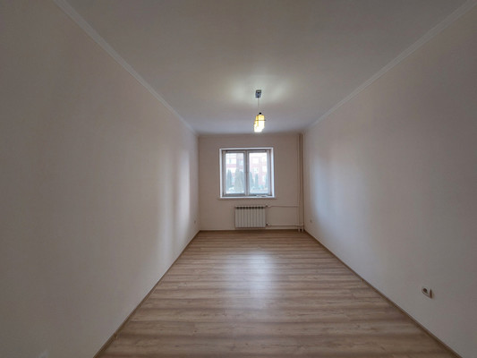 Продам трехкомнатную (3-комн.) квартиру, Т.Идарова ул, 54кБ, Нальчик г