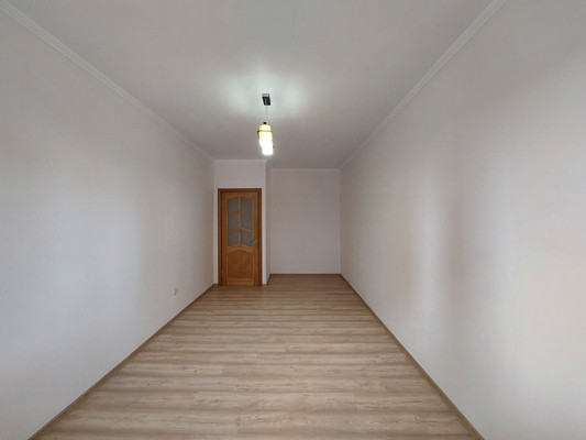 Продам трехкомнатную (3-комн.) квартиру, Т.Идарова ул, 54кБ, Нальчик г