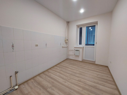 Продам трехкомнатную (3-комн.) квартиру, Т.Идарова ул, 54кБ, Нальчик г