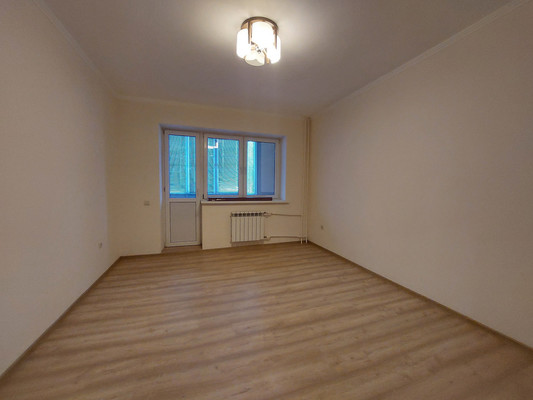 Продам трехкомнатную (3-комн.) квартиру, Т.Идарова ул, 54кБ, Нальчик г