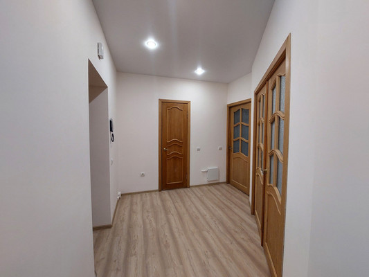 Продам трехкомнатную (3-комн.) квартиру, Т.Идарова ул, 54кБ, Нальчик г