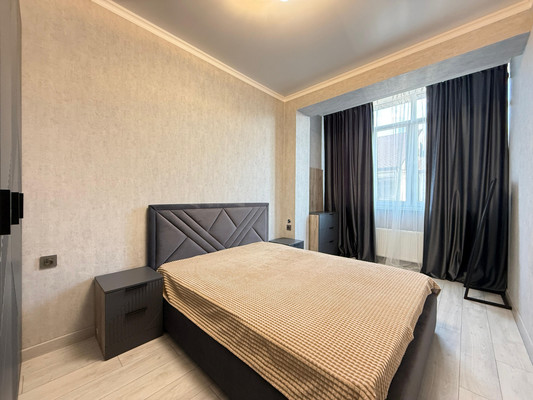 Продам многокомнатную квартиру, 2-я Надречная ул, 126ка, Нальчик г