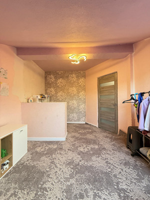 Продам многокомнатную квартиру, 2-я Надречная ул, 126ка, Нальчик г