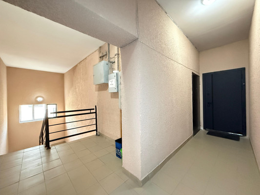 Продам многокомнатную квартиру, 2-я Надречная ул, 126ка, Нальчик г