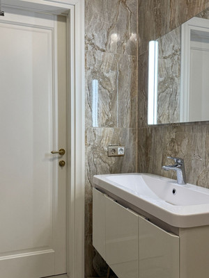 Продам трехкомнатную (3-комн.) квартиру, Тлостанова ул, 28, Нальчик г