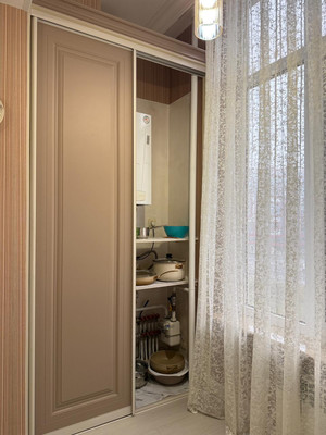 Продам трехкомнатную (3-комн.) квартиру, Тлостанова ул, 28, Нальчик г