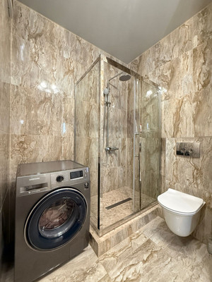 Продам трехкомнатную (3-комн.) квартиру, Тлостанова ул, 28, Нальчик г