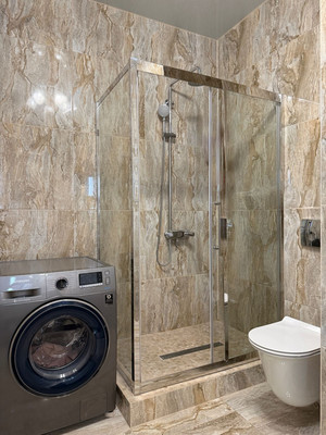 Продам трехкомнатную (3-комн.) квартиру, Тлостанова ул, 28, Нальчик г