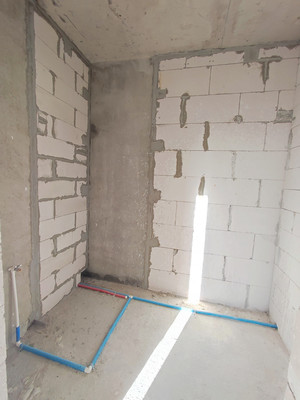 Продам однокомнатную (1-комн.) квартиру, Батурина ул, 135, Симферополь г