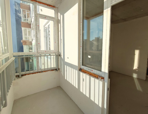 Продам однокомнатную (1-комн.) квартиру, Батурина ул, 135, Симферополь г