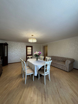 Продам трехкомнатную (3-комн.) квартиру, Бозиева ул, 4кА, Нарткала г