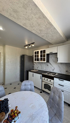 Продам трехкомнатную (3-комн.) квартиру, Бозиева ул, 4кА, Нарткала г