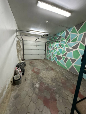 Продам машиноместо 19,2 м2, Розы Люксембург ул, 168-170, Армавир г