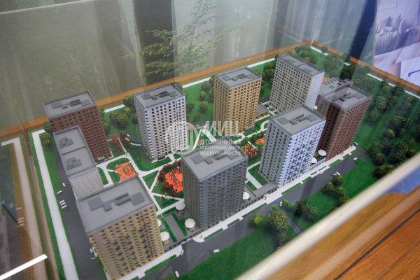 Продам двухкомнатную (2-комн.) квартиру (долевое), Новомосковская ул, Москва г