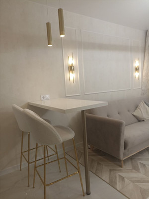 Продам однокомнатную (1-комн.) квартиру, Александра Суворова пр-кт, 105, Симферополь г