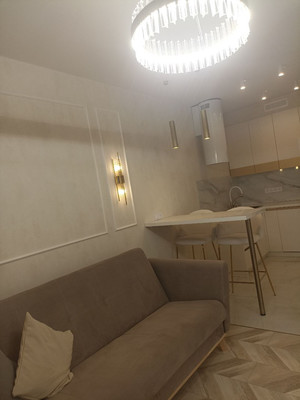 Продам однокомнатную (1-комн.) квартиру, Александра Суворова пр-кт, 105, Симферополь г