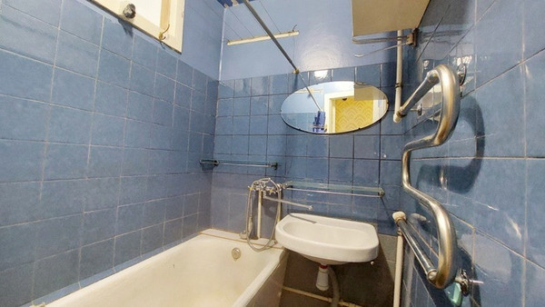 Продам трехкомнатную (3-комн.) квартиру, Лейтенанта Красикова ул, 14, Казань г