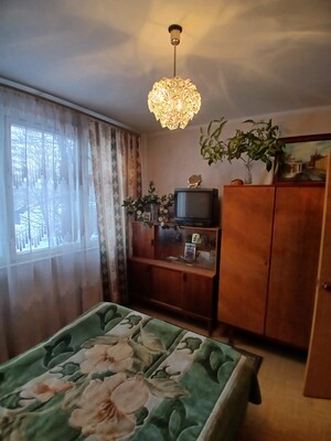 Продам трехкомнатную (3-комн.) квартиру, Бирюлёвская ул, 47к1, Москва г