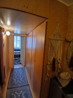 Продам трехкомнатную (3-комн.) квартиру, Бирюлёвская ул, 47к1, Москва г