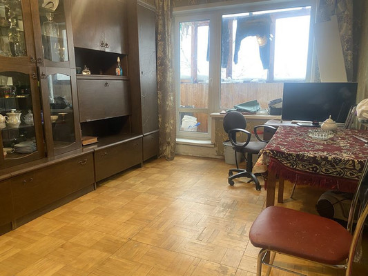 Продам двухкомнатную (2-комн.) квартиру, Спортивная ул, 3, Дубовая Роща п