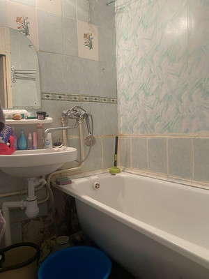 Продам двухкомнатную (2-комн.) квартиру, Спортивная ул, 3, Дубовая Роща п