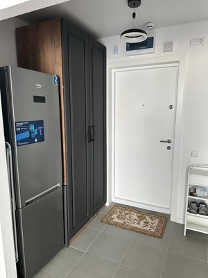 Продам однокомнатную (1-комн.) квартиру, Лобненская ул, 13к3, Москва г