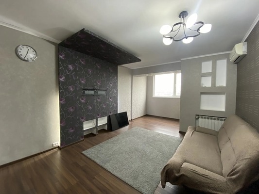 Сдам двухкомнатную (2-комн.) квартиру, Подвойского ул, 123, Тихорецк г