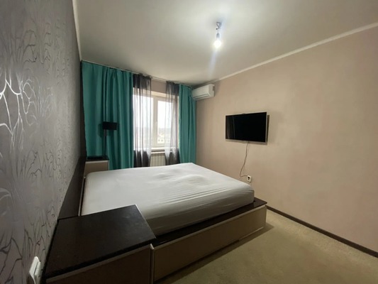 Сдам двухкомнатную (2-комн.) квартиру, Подвойского ул, 123, Тихорецк г