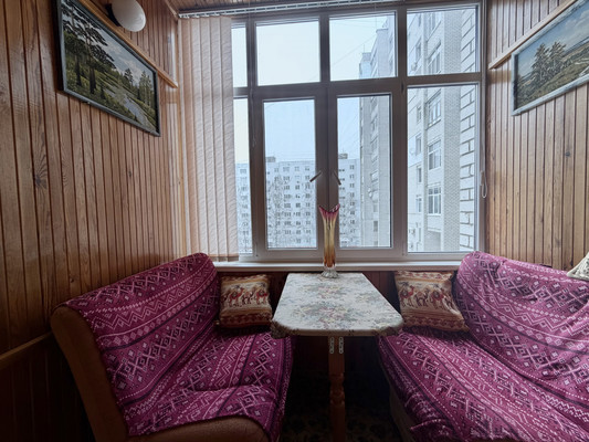 Продам трехкомнатную (3-комн.) квартиру, Любезного ул, 1, Брянск г