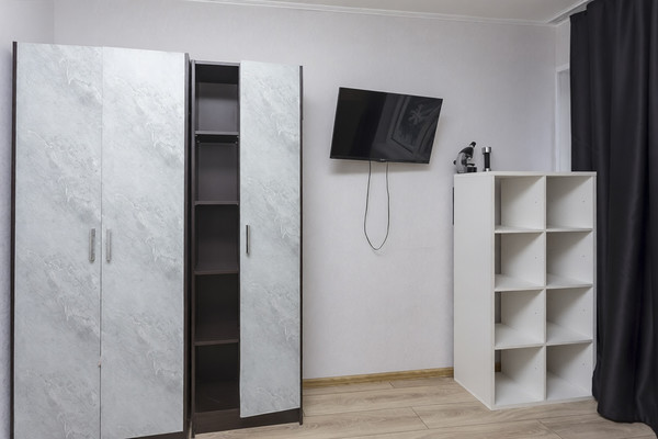 Продам трехкомнатную (3-комн.) квартиру, Побратимов ул, 30, Люберцы г