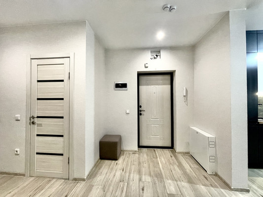 Продам двухкомнатную (2-комн.) квартиру, Строителей ул, 113, Ханты-Мансийск г