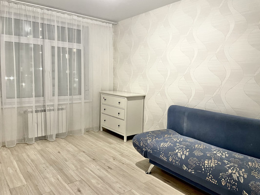 Продам двухкомнатную (2-комн.) квартиру, Строителей ул, 113, Ханты-Мансийск г