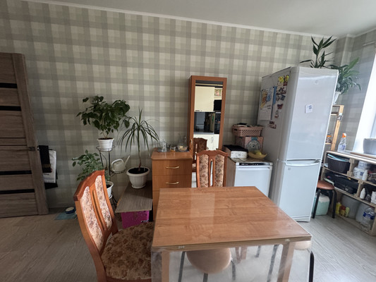 Продам двухкомнатную (2-комн.) квартиру, Луговая ул, 71к4, Яблоновский пгт